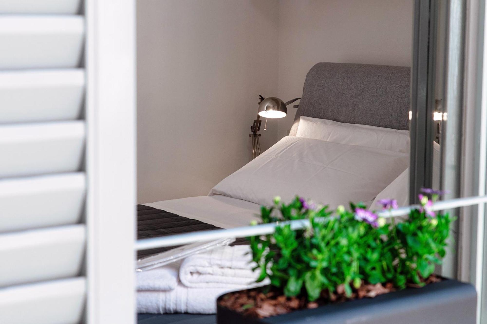 Vittorio Emanuele Apartment - Downtown קומו מראה חיצוני תמונה