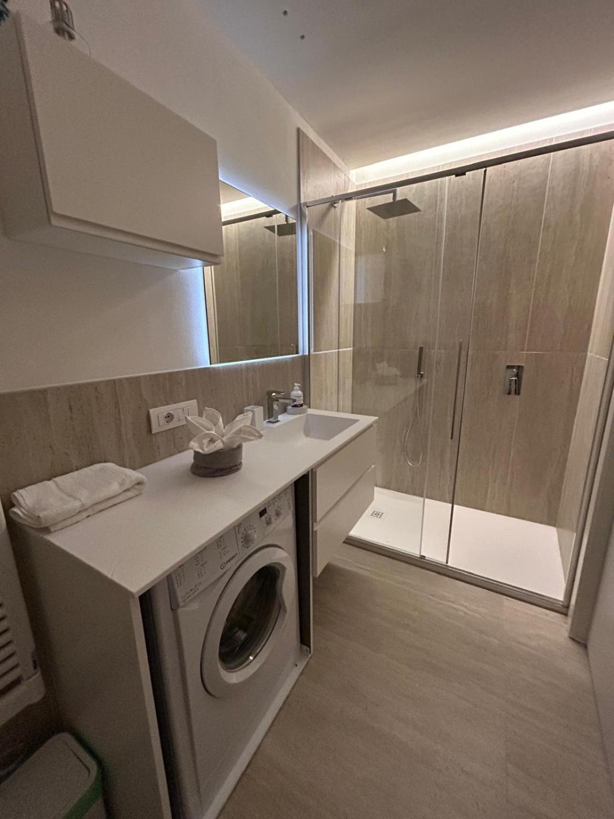Vittorio Emanuele Apartment - Downtown קומו מראה חיצוני תמונה